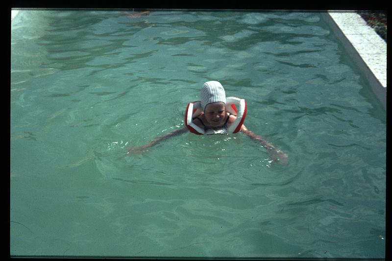 03.Regensburg jul 1968 Marion.JPG